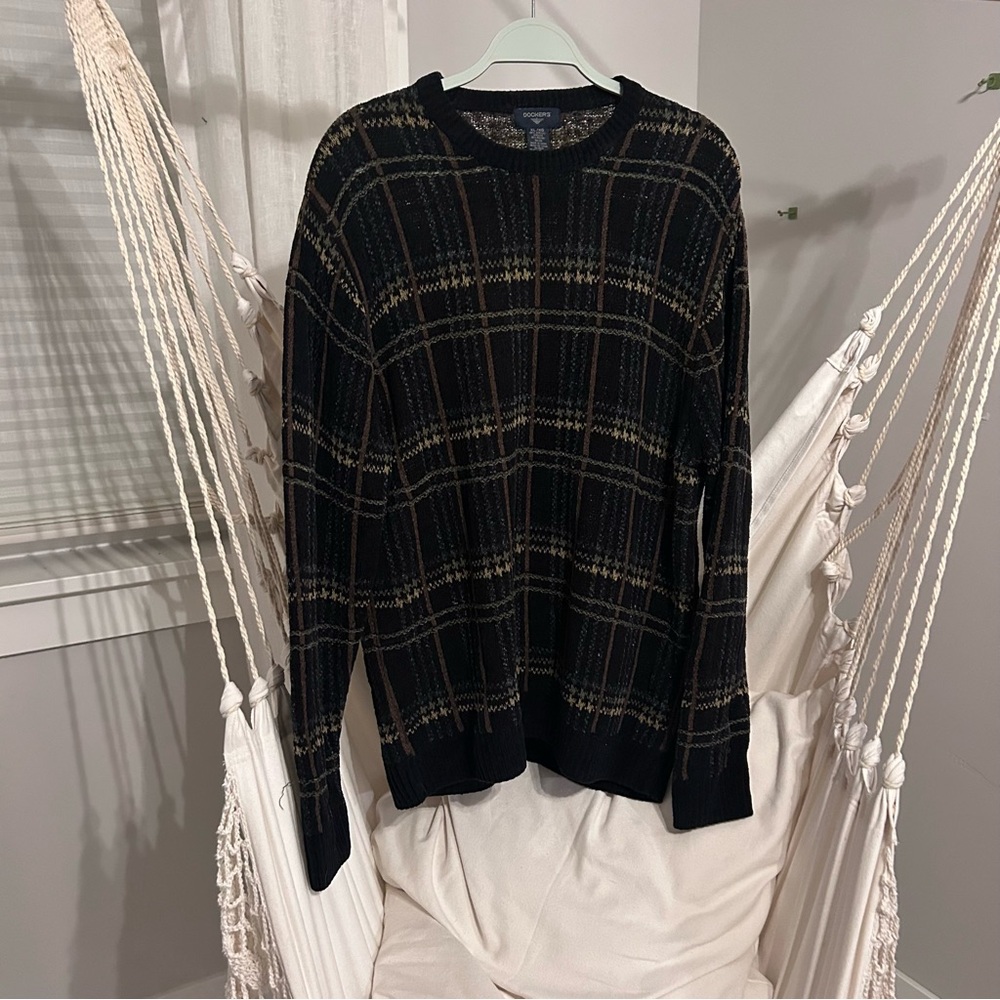 Dockers Men's Black and Brown Plaid Crewneck Sweater